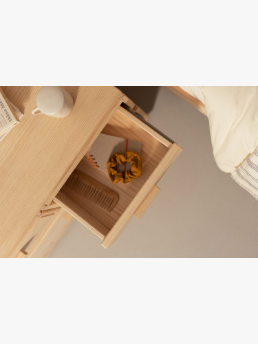 Table de chevet en bois avec 3 tiroirs 78x49 LIBE | LUFE