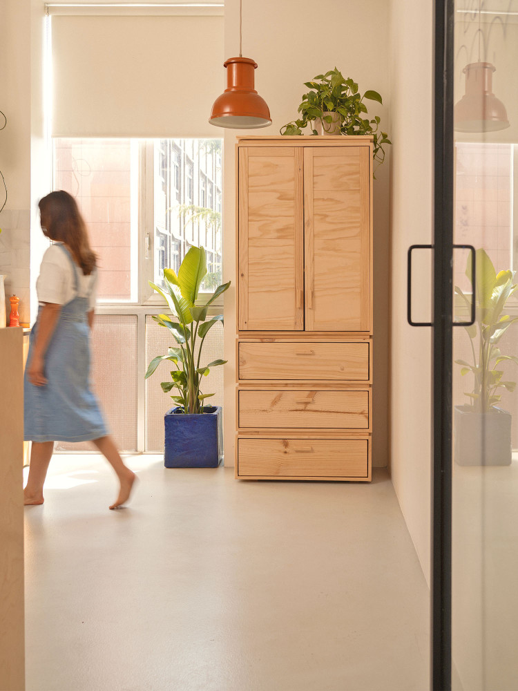 LIBE armoire avec 3 tiroirs 78x198 2