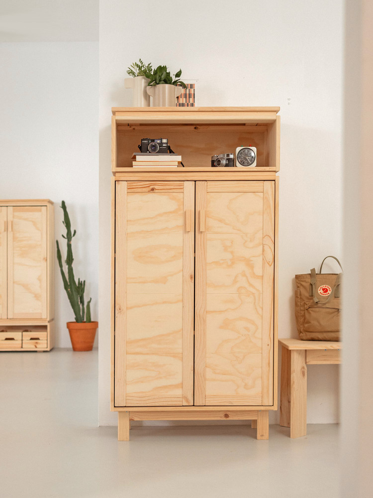 Armadio da ingresso in legno naturale | LUFE 2