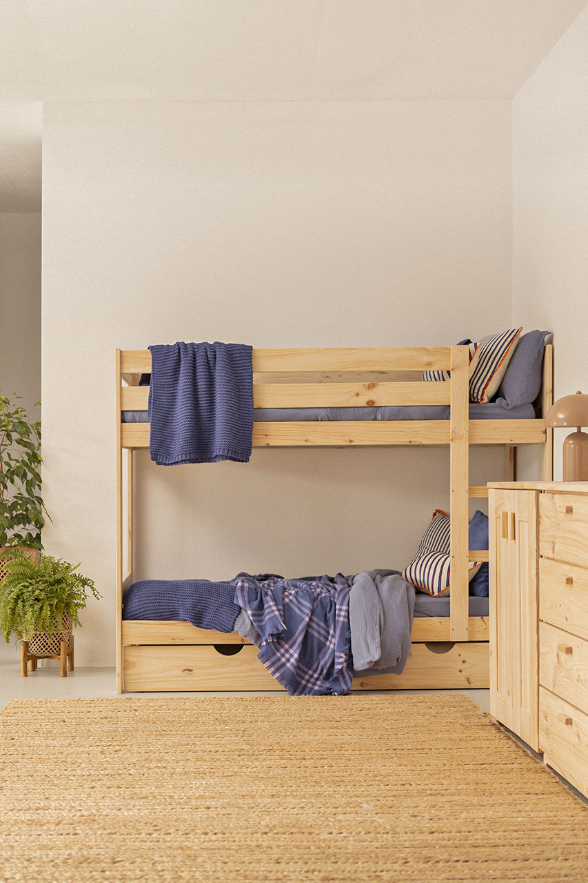 Imagen de ambiente 1 para:Litera de madera natural