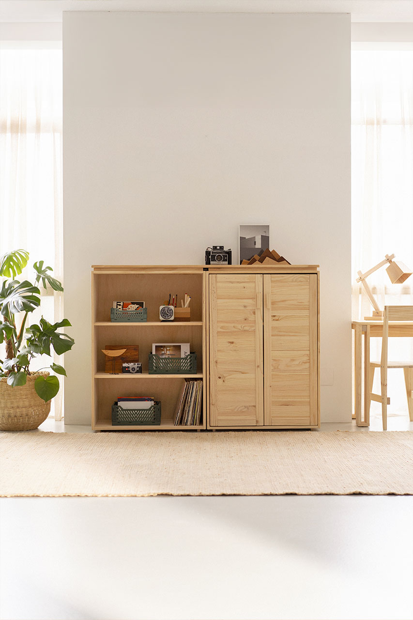 Imagen de ambiente 1 para:Armario bajo de madera natural