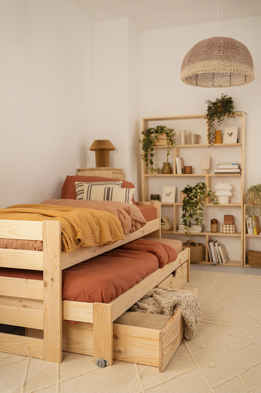 Imagen de ambiente 2 para:Cama de tres niveles con cajones debajo