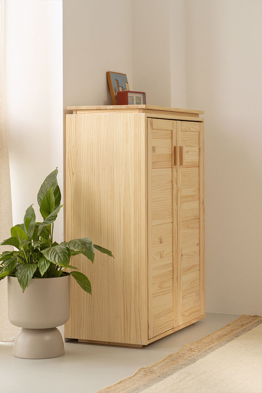 Imagen de ambiente 4 para:Armario bajo de madera natural