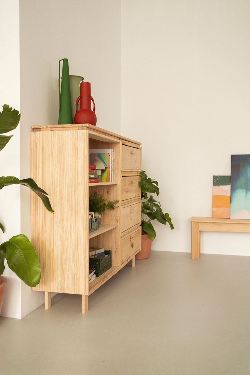 Imagen de ambiente 3 para:Mueble aparador de madera de pino natural