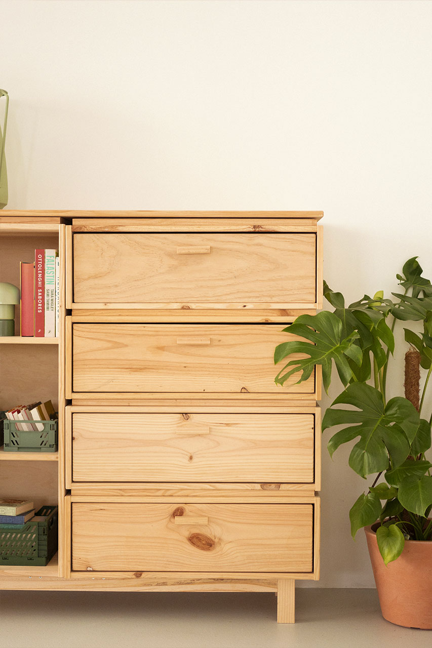 Imagen de ambiente 4 para:Mueble bajo de almacenaje de madera natural 