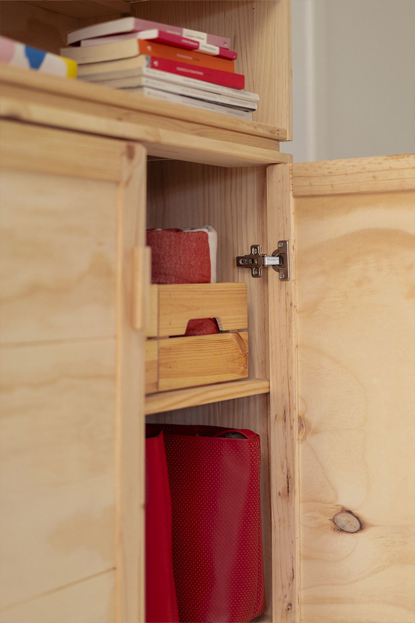 Imagen de ambiente 5 para:Armario para el recibidor con puertas y hueco de llaves