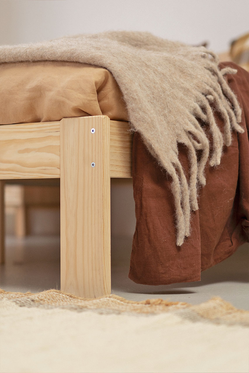 Imagen de ambiente 5 para:Cama doble grande barata